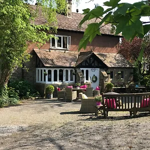 Coombe Bed & Breakfast